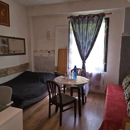 Hostel Apollo Zabkowice Slaskie Exterior photo